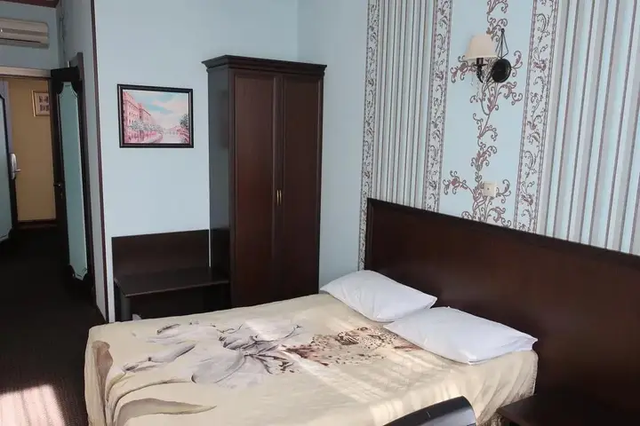Озёрск: Париж