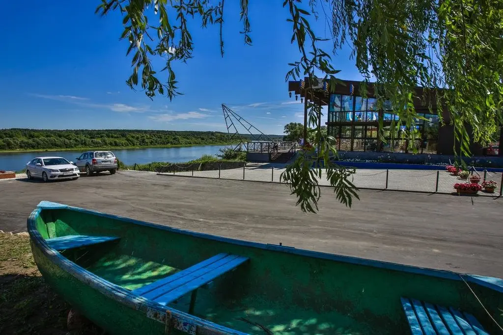 Таруса: Pansionat Yakor