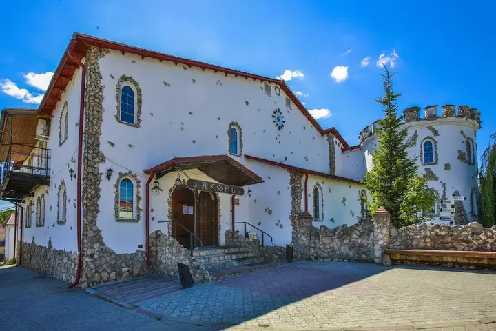 Таруса: Pansionat Yakor