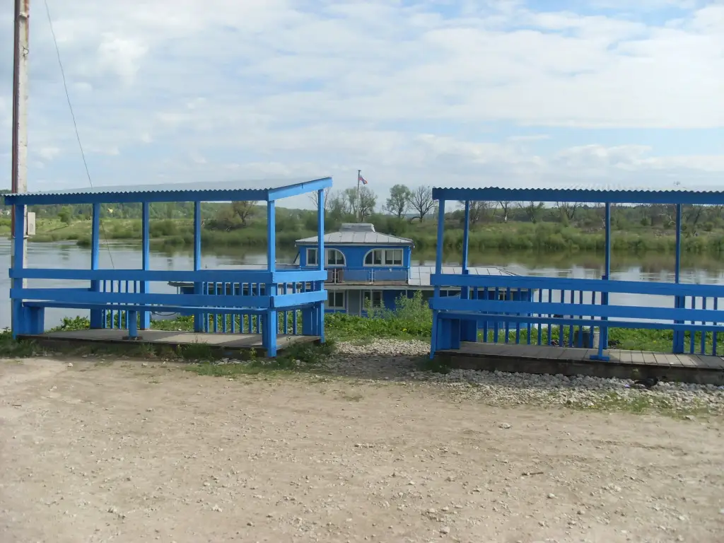 Таруса: Pansionat Yakor