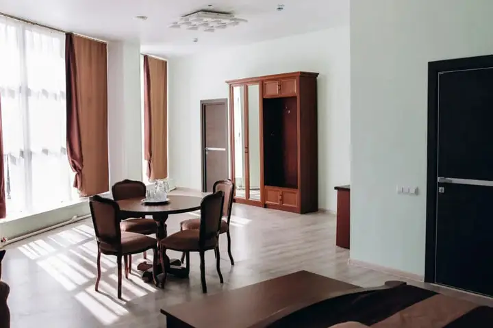 Верхняя Салда: Отель Аракс