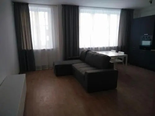 Среднеуральск: Guest TownHouse "Liverpool" 43/6