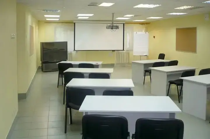 Половинный: База Отдыха Шишки