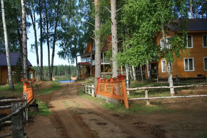 Вологда: База отдыха Дача Липенка