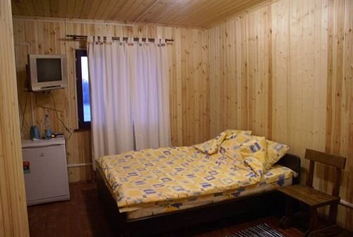 Каршевитое: Flying Fish Country Club