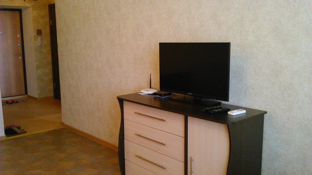 Волгоград: Меблированные комнаты One-Bedroom na 30let Pobedy 15d