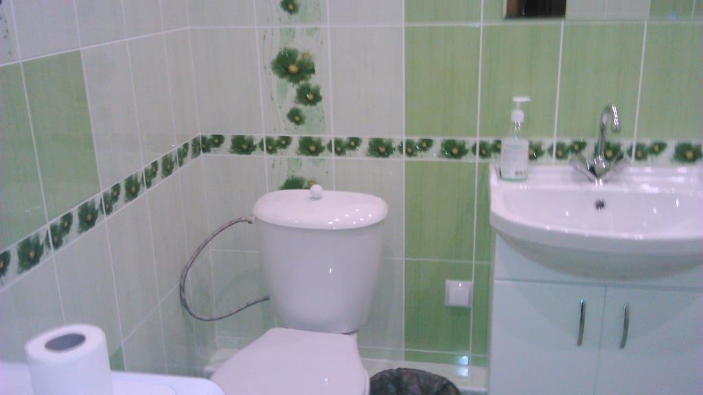 Волгоград: Меблированные комнаты One-Bedroom na 30let Pobedy 15d
