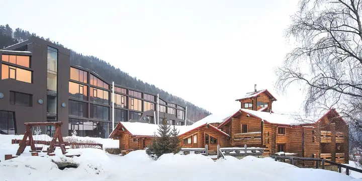 Листвянка: Bajkalskie Terema Hotel