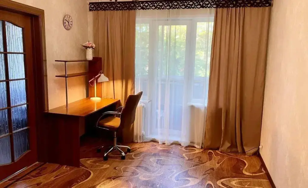 Прокопьевск: Home Hotel (Хоум Отель) на Обручева 18
