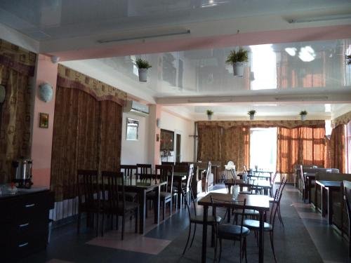 Ольгинка: Almaz Hotel