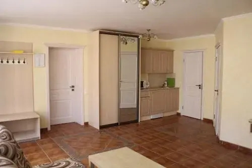 Агой: Assol Guest House