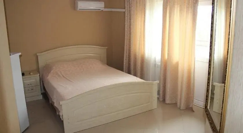 Джубга: Emily Guest House