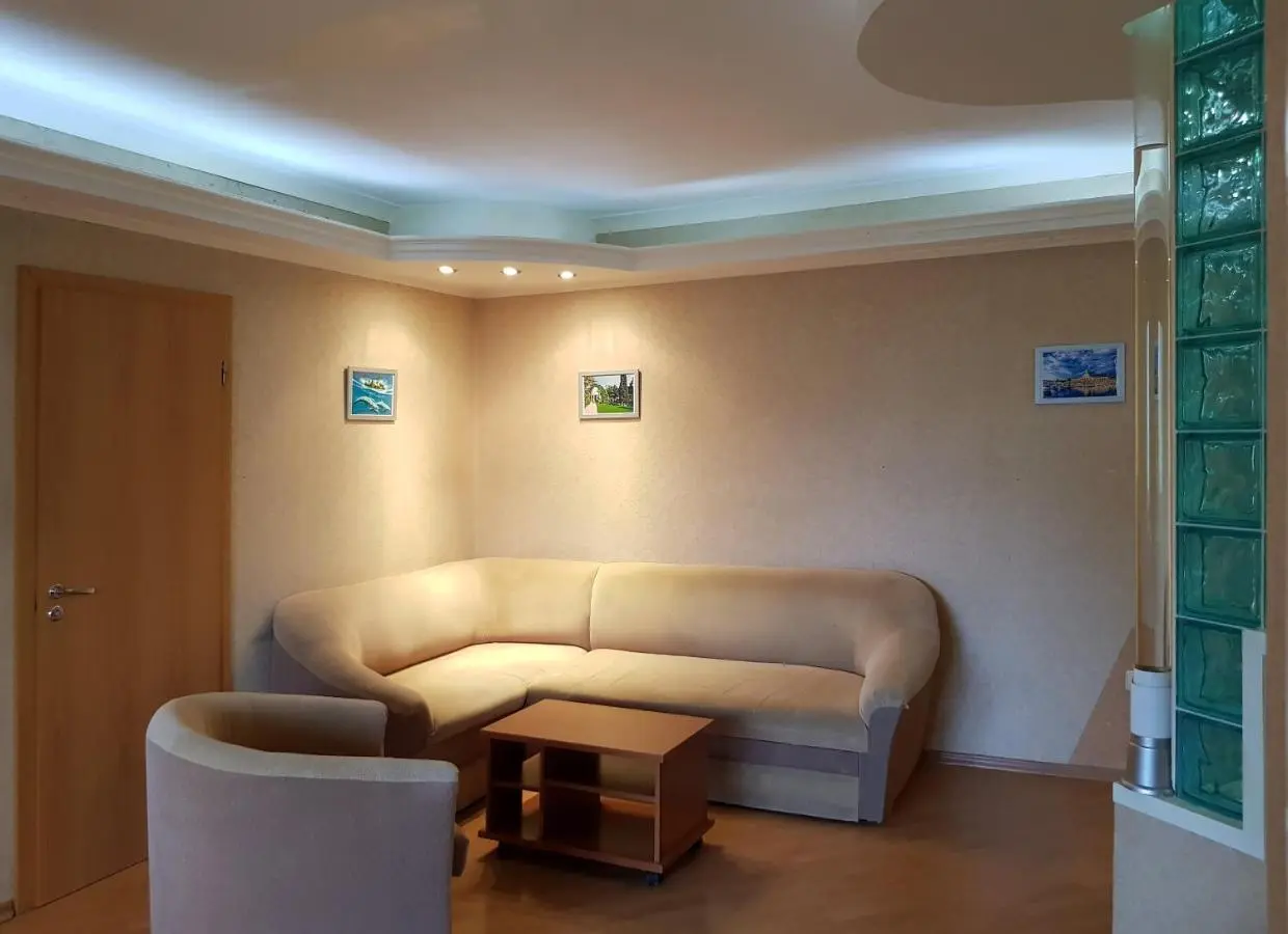 Сочи: Apartment on Chaikovsky 25