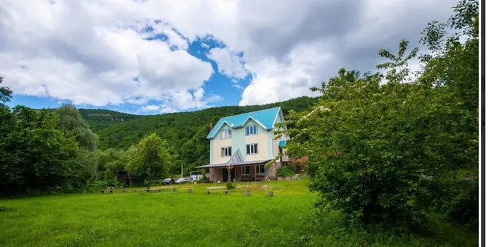 Мезмай: Mini-Hotel Lesnaya Polyana