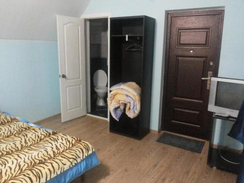 Небуг: Lika Guest House