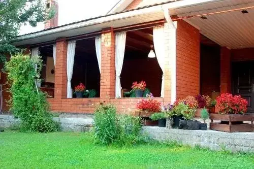Белореченск: Lucky House