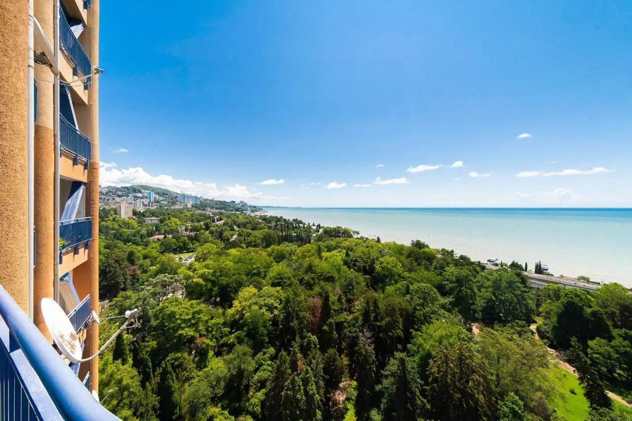 Сочи: Sea view, perfect location