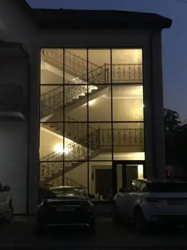 Кущёвская: Park Hotel