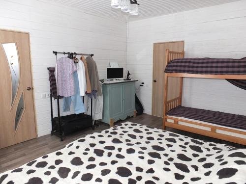Сочи: U Reki Guest House