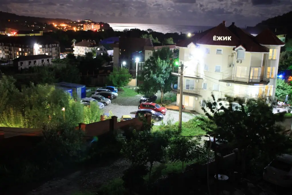 Джубга: Ezhik Gostevoj dom