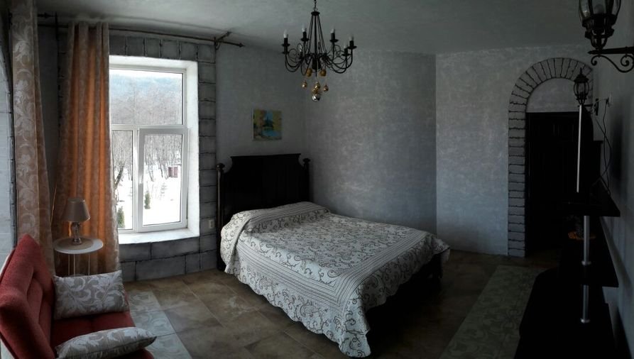 Псебай: Замок Климовский