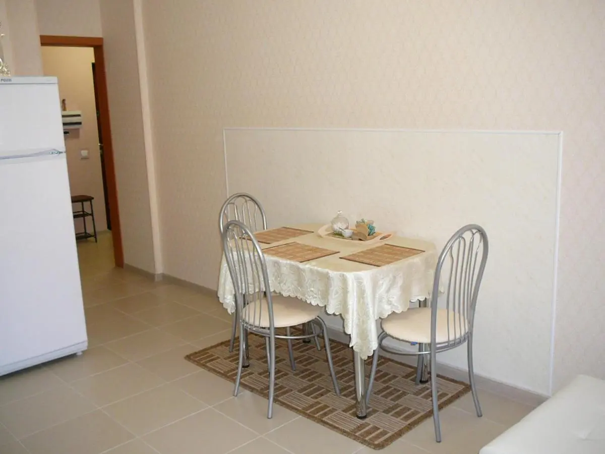 Геленджик: 1-apartment ALBATROS