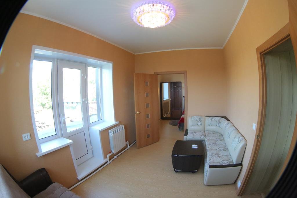 Петропавловск-Камчатский: Holiday Home On Serysheva