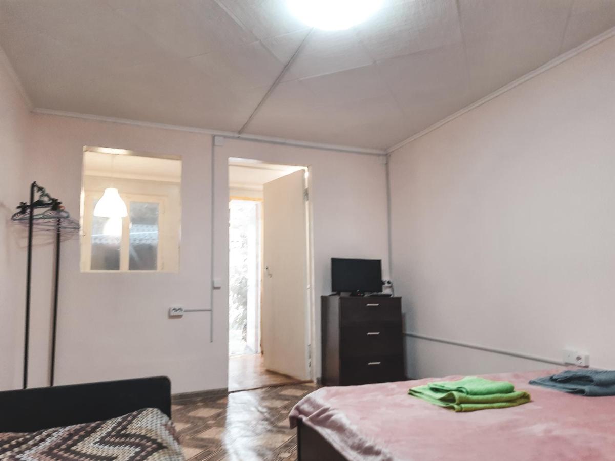 Должанская: Azov Apartments