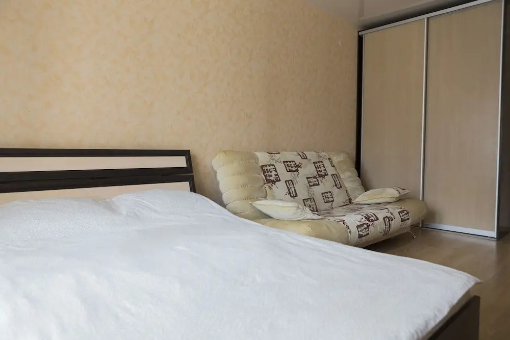 Самара: Apartment on 5-ya proseka 101