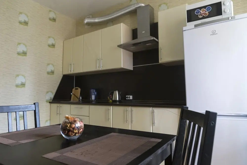 Самара: Apartment on 5-ya proseka 101
