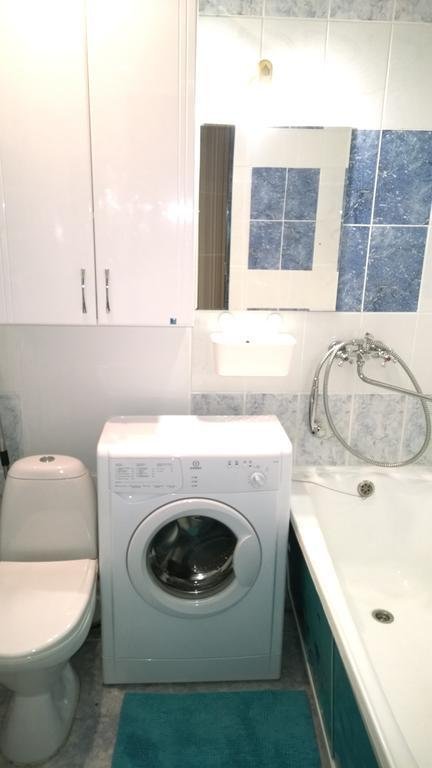 Самара: Elena Apartments na Chernorechenskoy