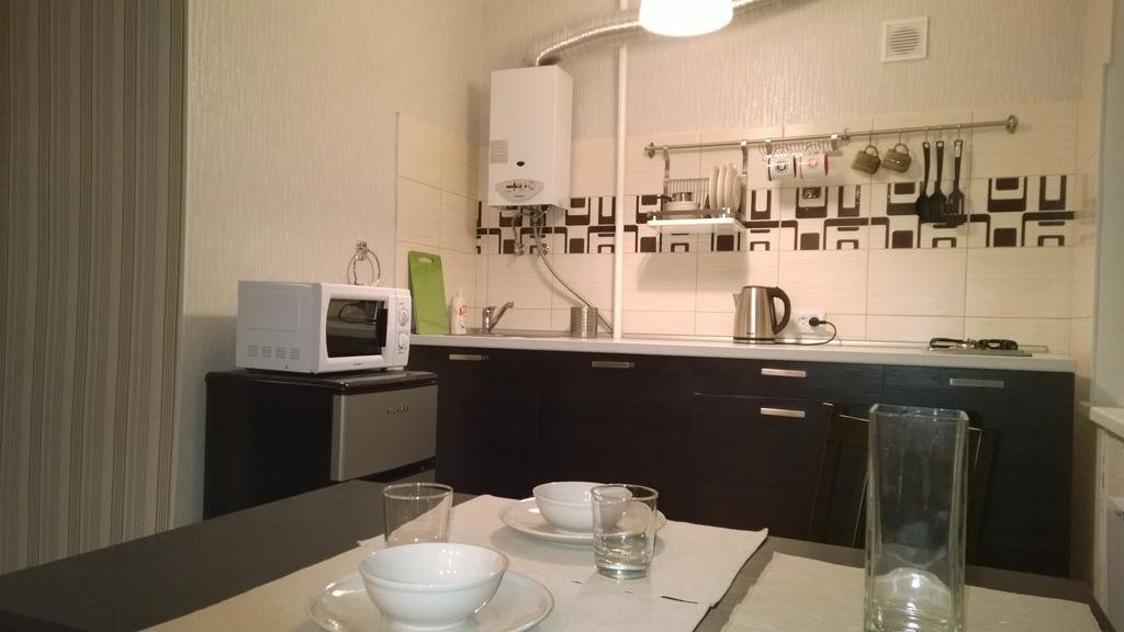 Самара: Elena Apartments na Chernorechenskoy