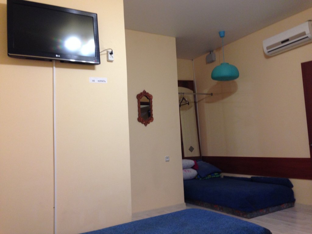 Самара: Private Hotel Zerkalo