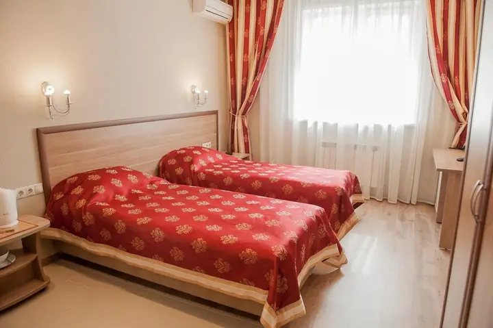 Самара: Отель «VIP House Солнечная»