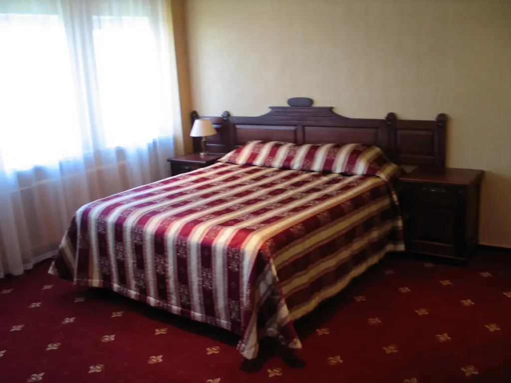 Сырское: Отель Славянский