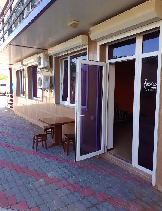 Орджоникидзе: Katrin Hotel