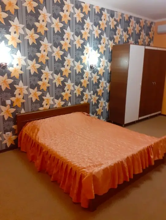 Орджоникидзе: Katrin Hotel