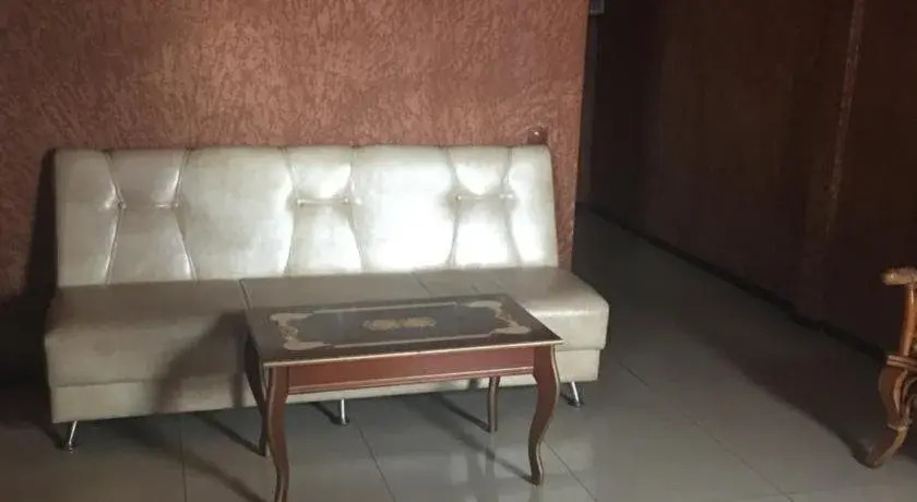 Артем: 21 Vek Mini Hotel