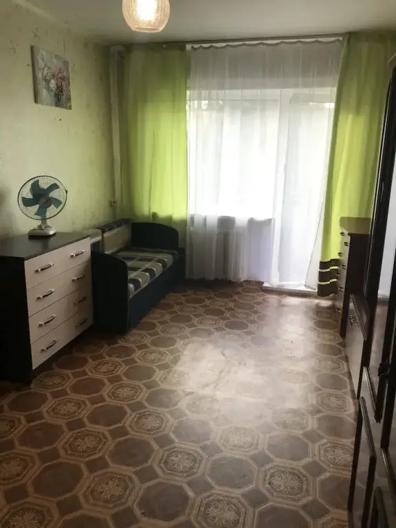 Большой камень: Апартаменты на ул. Аллея Труда, 3