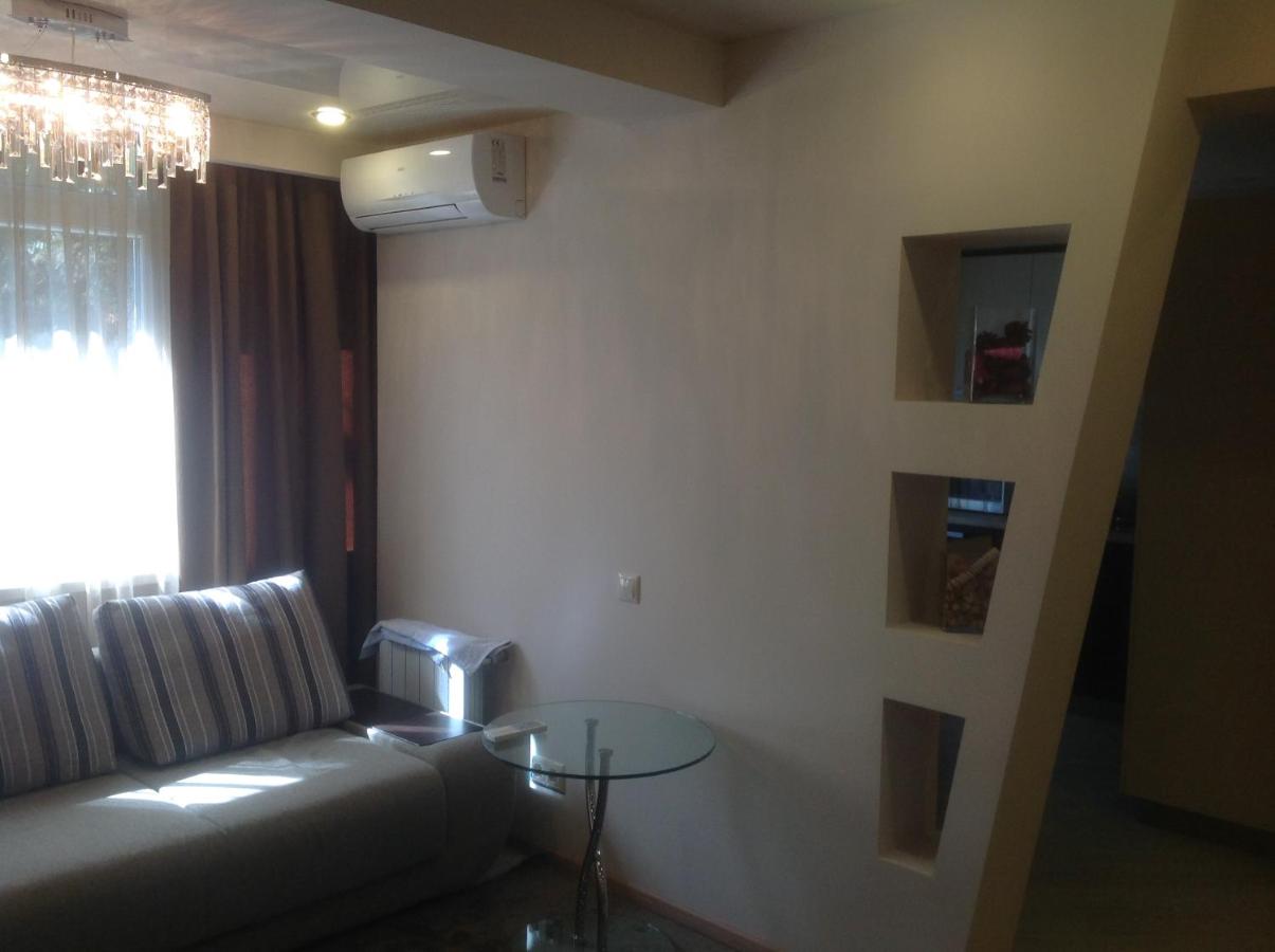 Сочи: Apartment On Roz 41