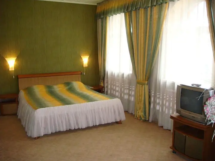 Находка: Volf Club Hotel
