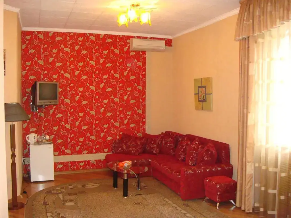 Находка: Volf Club Hotel