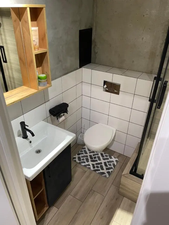 Краснодар: Просторная квартира в стиле LOFT в тёплых тонах
