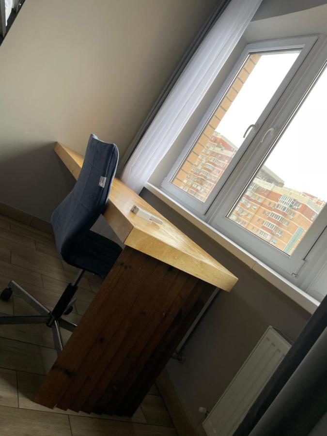 Краснодар: Просторная квартира в стиле LOFT в тёплых тонах