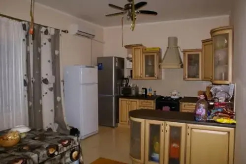Кировский: Guest House Chistiy Bereg