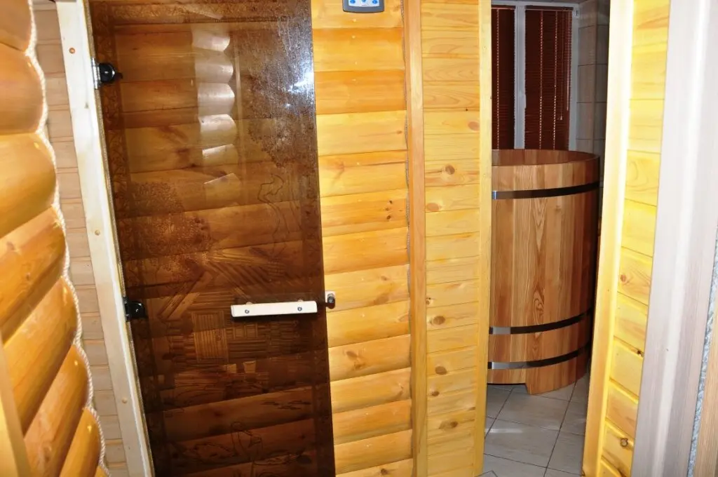 Замьяны: Zolotyie Barhanyi Hotel