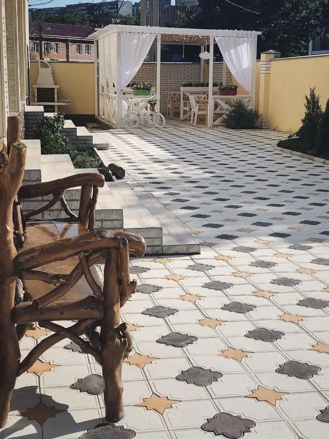 Ольгинка: Guest House in m-rayon Shkolnii 24