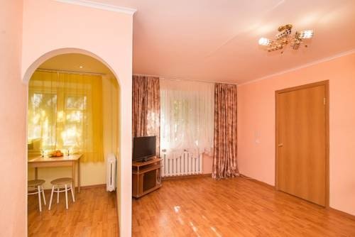 Екатеринбург: Меблированные комнаты Александрия на Улице Бажова