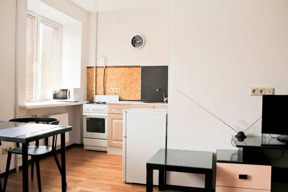 Екатеринбург: Apartment ALLiS-HALL on Karla Libknekhta 18