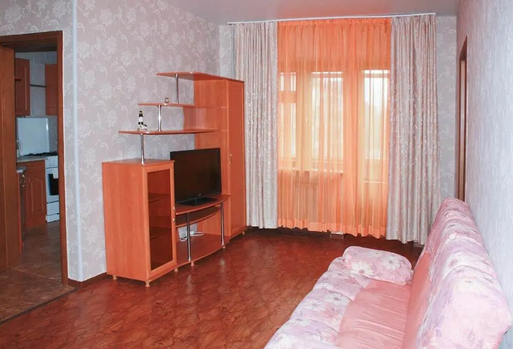Екатеринбург: Апартаменты ALLiS-HALL, ул. Первомайская, 35